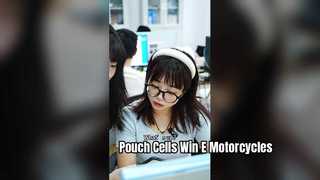 ? 파우치와 원통형 중 어느 것이 전기 오토바이에 더 잘 맞나요?